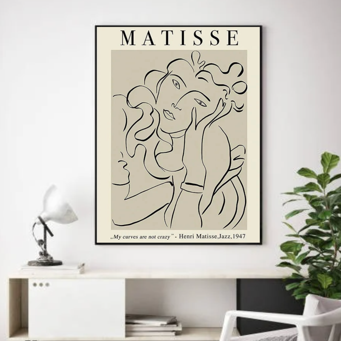 Tableau Femme Blanc et Beige